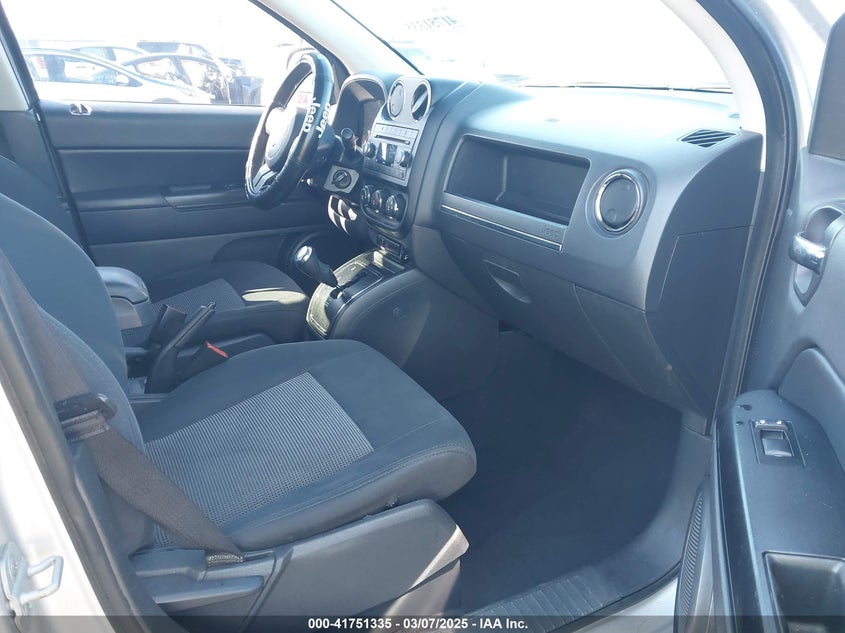 2011 JEEP COMPASS VIN: 1J4NF1FB2BD164326