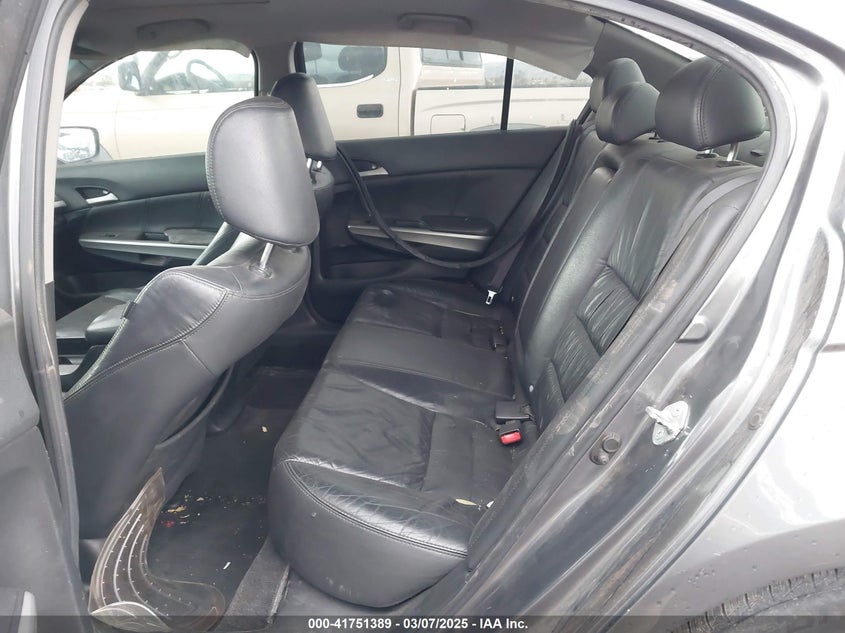 2009 HONDA ACCORD VIN: 1HGCP36819A033637