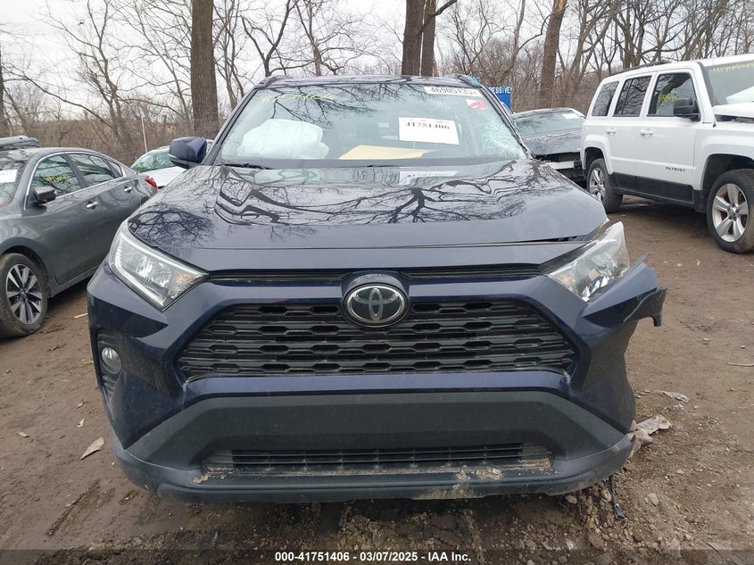VIN 2T3P1RFV7KW054266 2019 TOYOTA RAV4 XLE