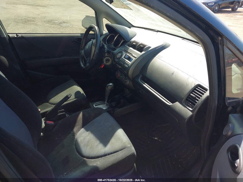 JHMGD38698S068454 2008 HONDA FIT photo no. 5