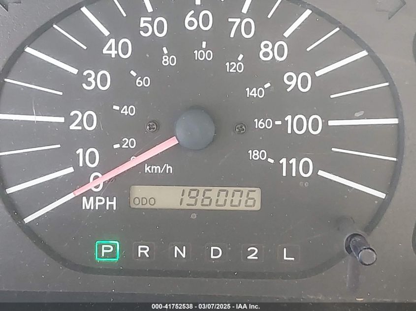 1999 Toyota Sienna Ce VIN: 4T3ZF19C0XU146901 Lot: 41752538