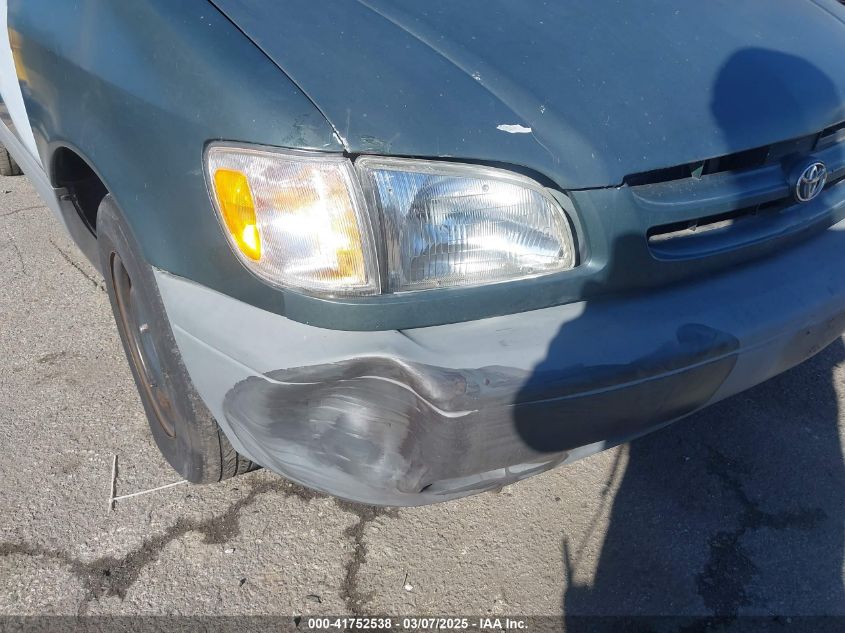 1999 Toyota Sienna Ce VIN: 4T3ZF19C0XU146901 Lot: 41752538