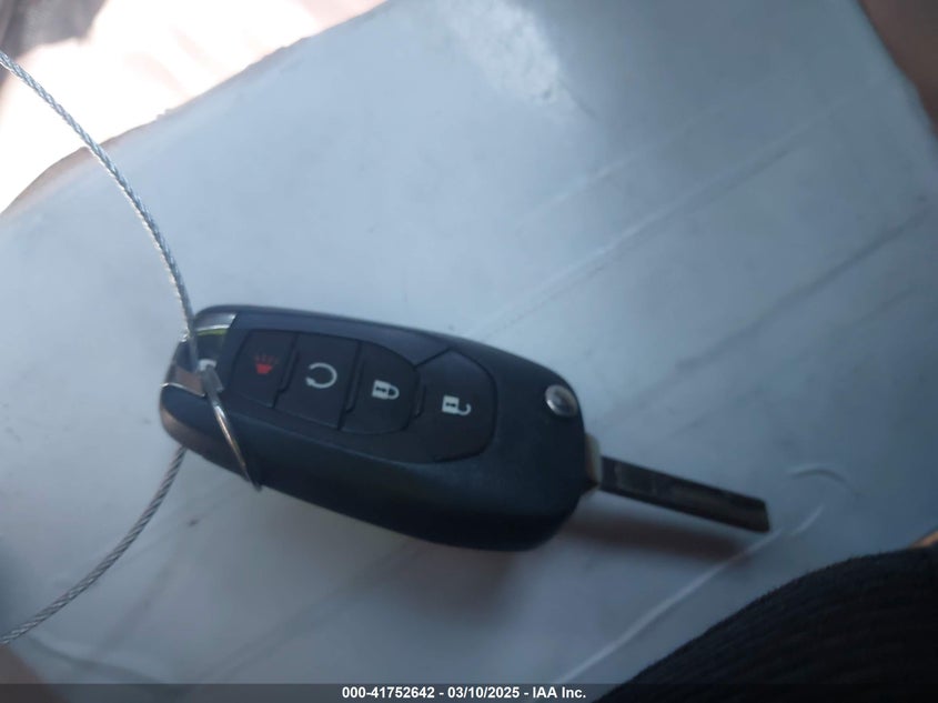 2019 CHEVROLET CRUZE VIN: 1G1BE5SM4K7144810