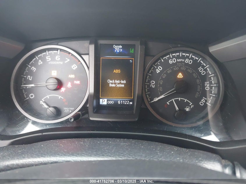 2019 TOYOTA TACOMA VIN: 3TMCZ5AN4KM271105