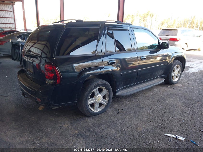 2008 CHEVROLET TRAILBLAZER VIN: 1GNDT13S682190633