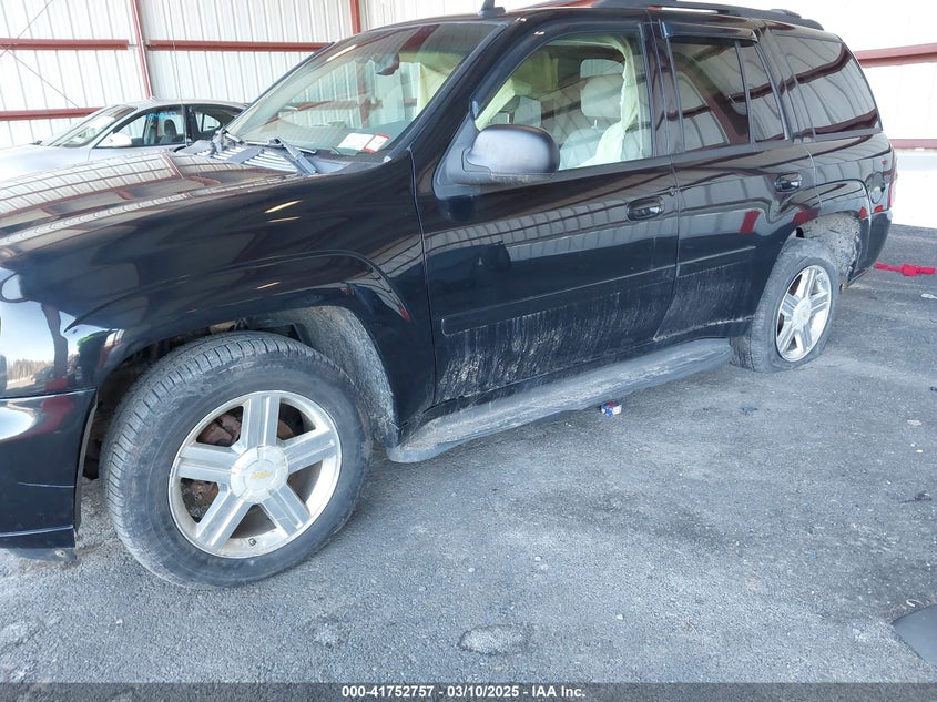 2008 CHEVROLET TRAILBLAZER VIN: 1GNDT13S682190633