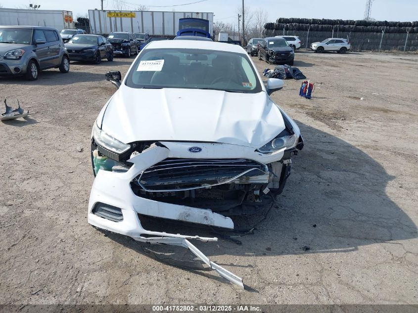 2013 Ford Fusion S VIN: 3FA6P0G78DR266211 Lot: 41752802