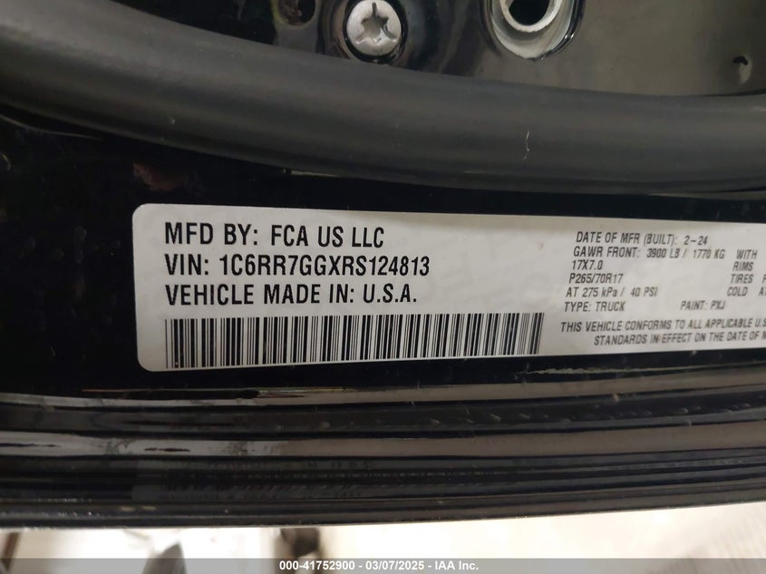 2024 RAM 1500 CLASSIC VIN: 1C6RR7GGXRS124813