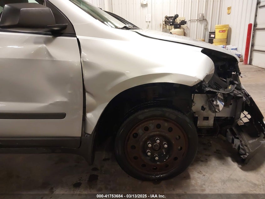 2011 CHEVROLET TRAVERSE VIN: 1GNKREED0BJ268199