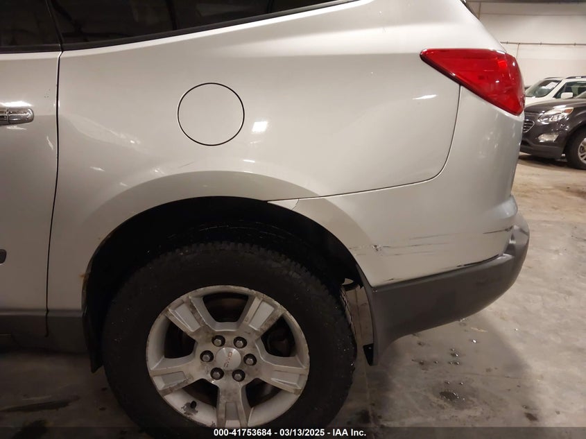 2011 CHEVROLET TRAVERSE VIN: 1GNKREED0BJ268199