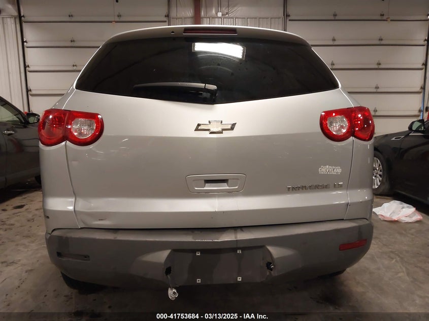2011 CHEVROLET TRAVERSE VIN: 1GNKREED0BJ268199
