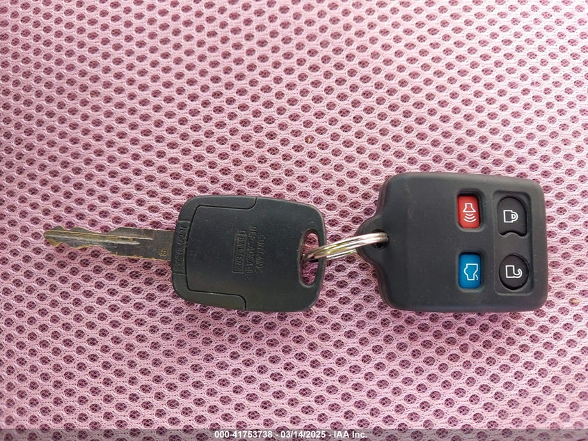 2007 FORD FOCUS VIN: 1FAHP34N57W188274