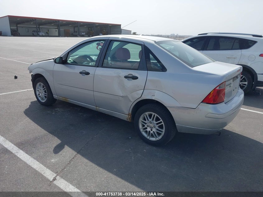 2007 FORD FOCUS VIN: 1FAHP34N57W188274