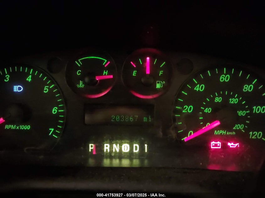 2006 FORD TAURUS VIN: 1FAFP53U86A113947