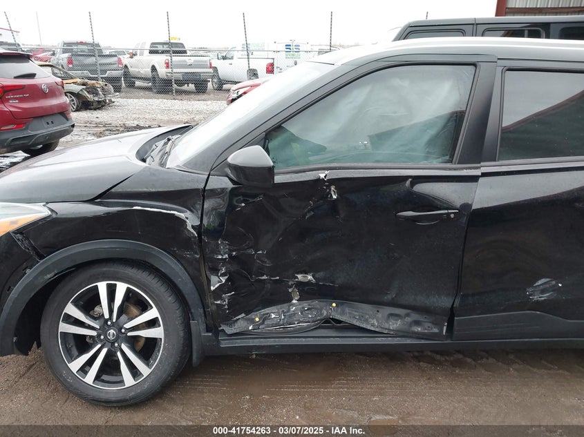 2019 NISSAN KICKS SV - 3N1CP5CU4KL509506
