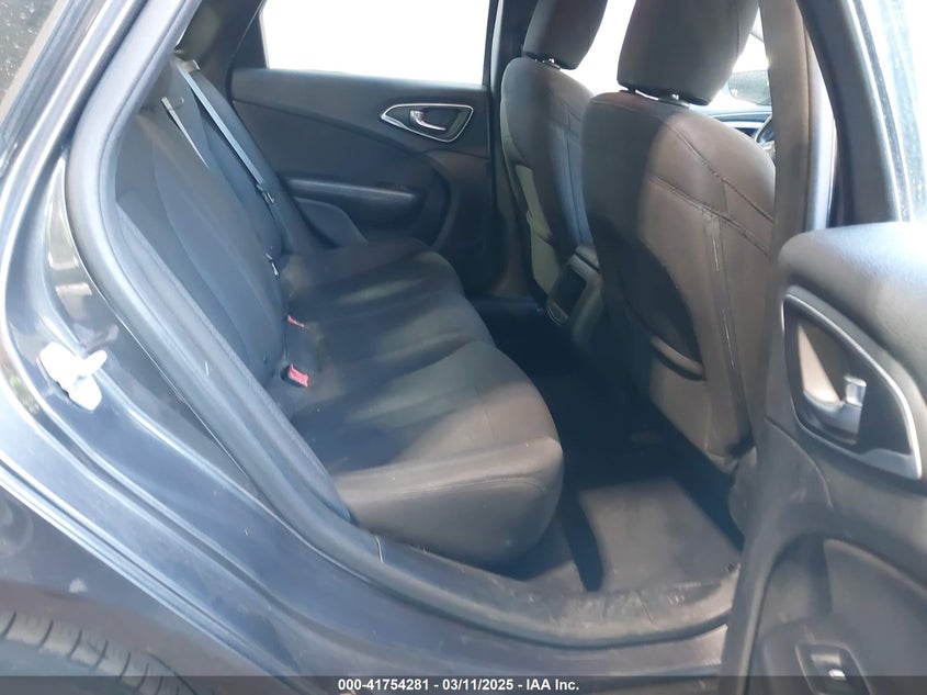 2015 CHRYSLER 200 LIMITED - 1C3CCCAB0FN602239