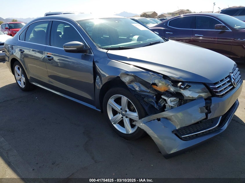 2014 VOLKSWAGEN PASSAT VIN: 1VWBT7A34EC110750