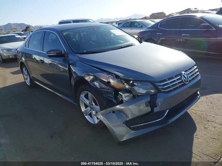2014 VOLKSWAGEN PASSAT VIN: 1VWBT7A34EC110750