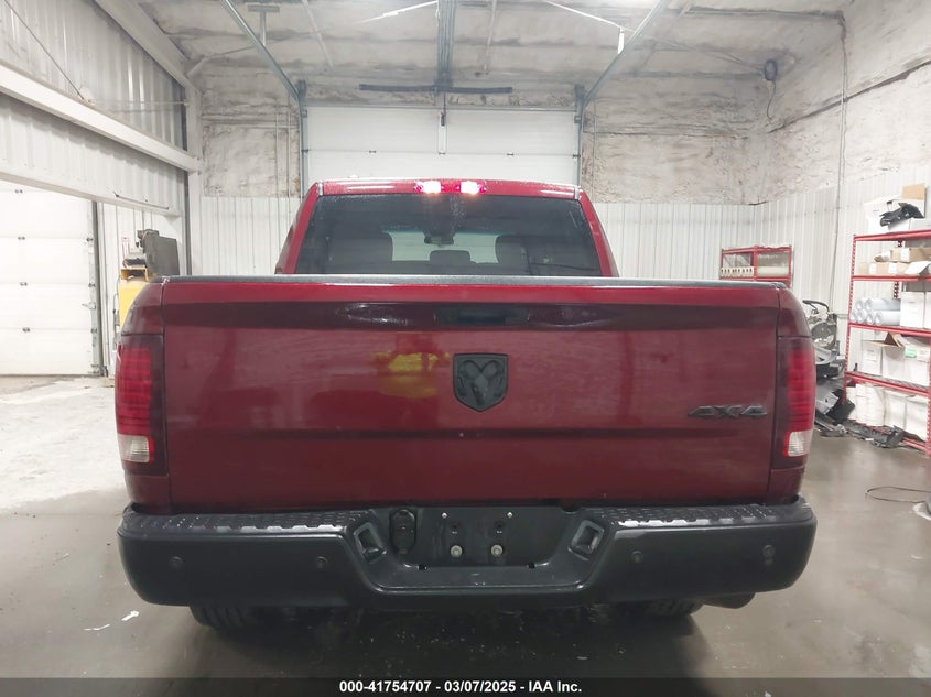 2024 RAM 1500 CLASSIC VIN: 1C6RR7LG8RS149117