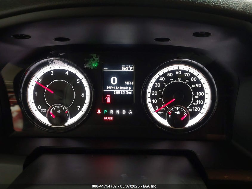 2024 RAM 1500 CLASSIC VIN: 1C6RR7LG8RS149117