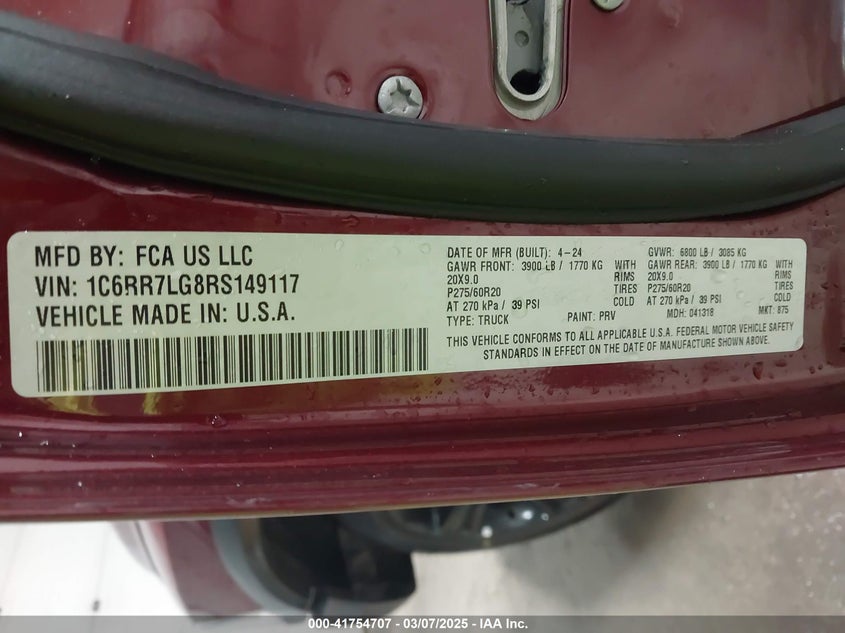 2024 RAM 1500 CLASSIC VIN: 1C6RR7LG8RS149117