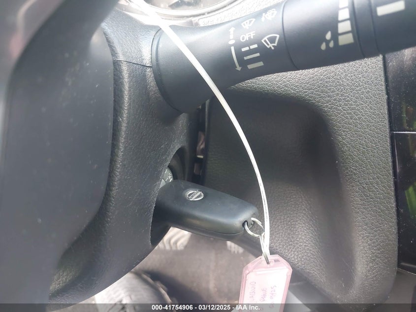 2018 NISSAN ROGUE VIN: JN8AT2MT9JW459218