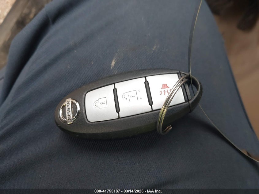 2015 NISSAN ROGUE SV - KNMAT2MT6FP513040