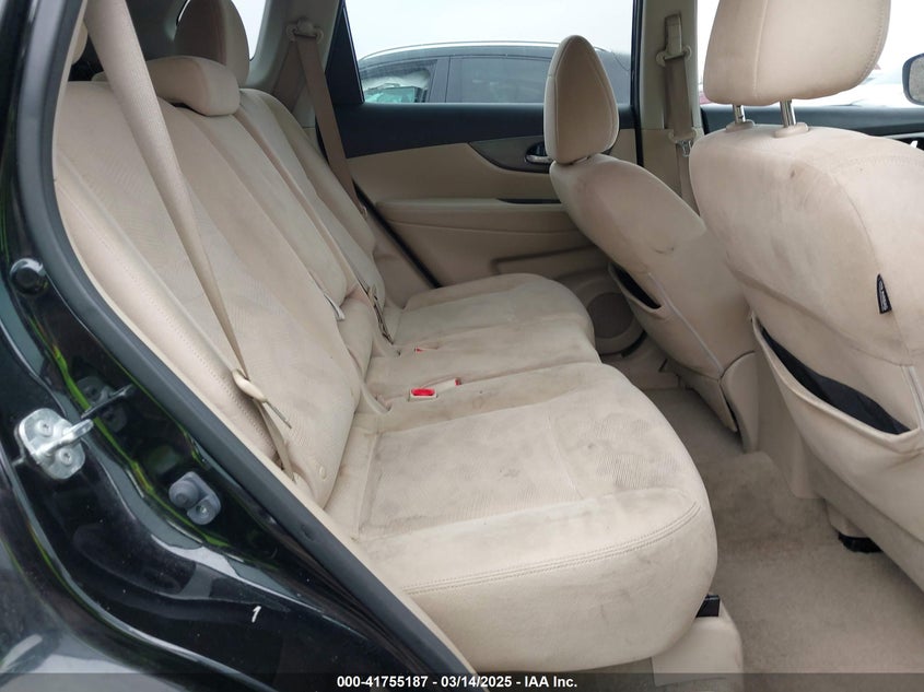 2015 NISSAN ROGUE SV - KNMAT2MT6FP513040