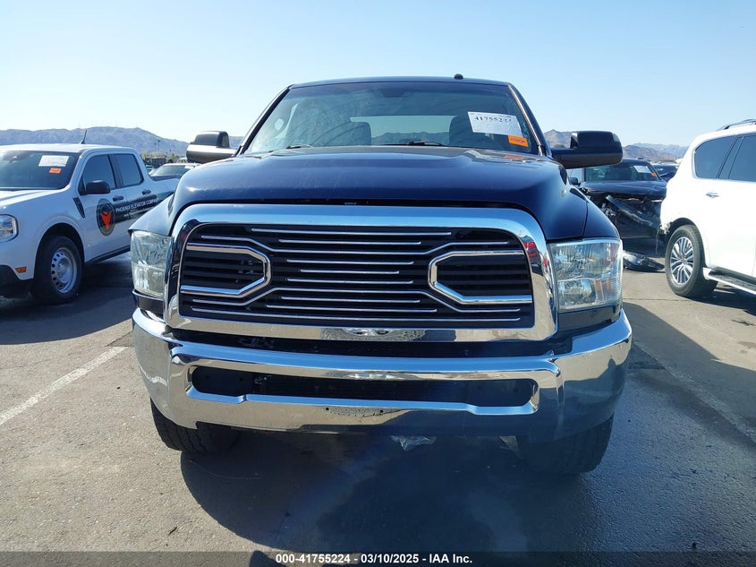 2018 RAM 2500 VIN: 3C6UR5CL5JG160454