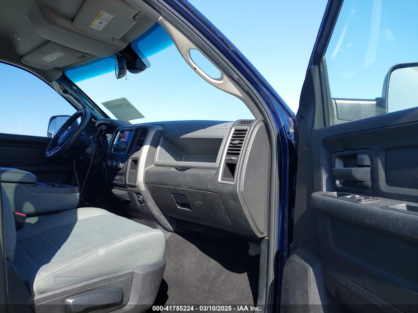 2018 RAM 2500 VIN: 3C6UR5CL5JG160454