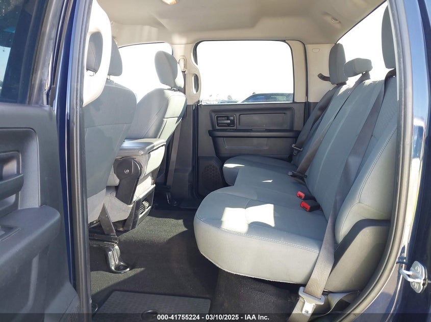 2018 RAM 2500 VIN: 3C6UR5CL5JG160454