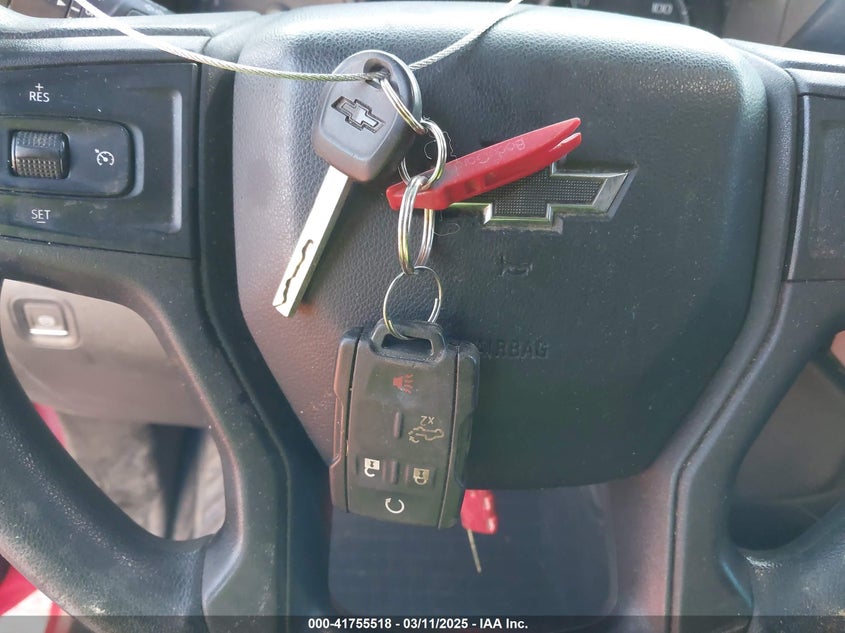2019 CHEVROLET SILVERADO 1500 VIN: 1GCRYCEF5KZ237077