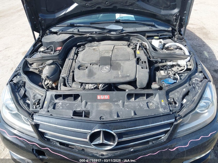 2014 MERCEDES-BENZ C 300 LUXURY 4MATIC/SPORT 4MATIC - WDDGF8AB1EG193551