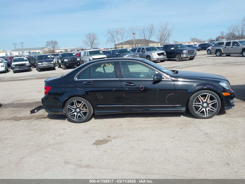 2014 MERCEDES-BENZ C 300 LUXURY 4MATIC/SPORT 4MATIC - WDDGF8AB1EG193551