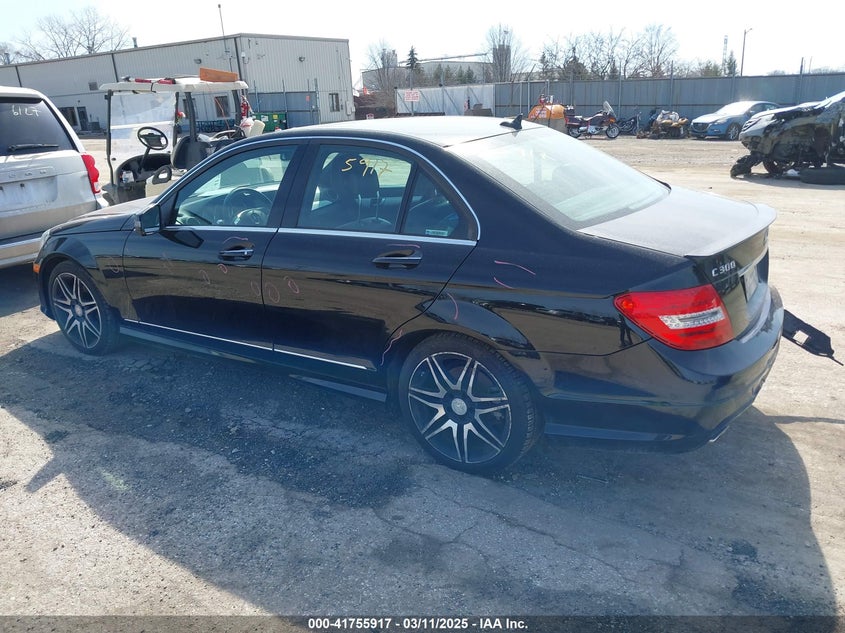2014 MERCEDES-BENZ C 300 LUXURY 4MATIC/SPORT 4MATIC - WDDGF8AB1EG193551