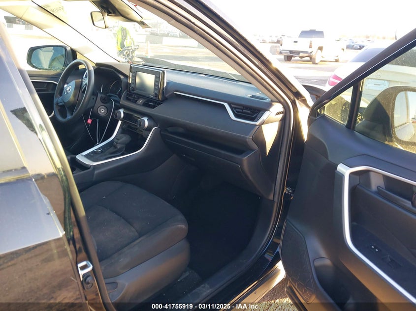 2021 TOYOTA RAV4 HYBRID LE - JTMLWRFV7MD115910
