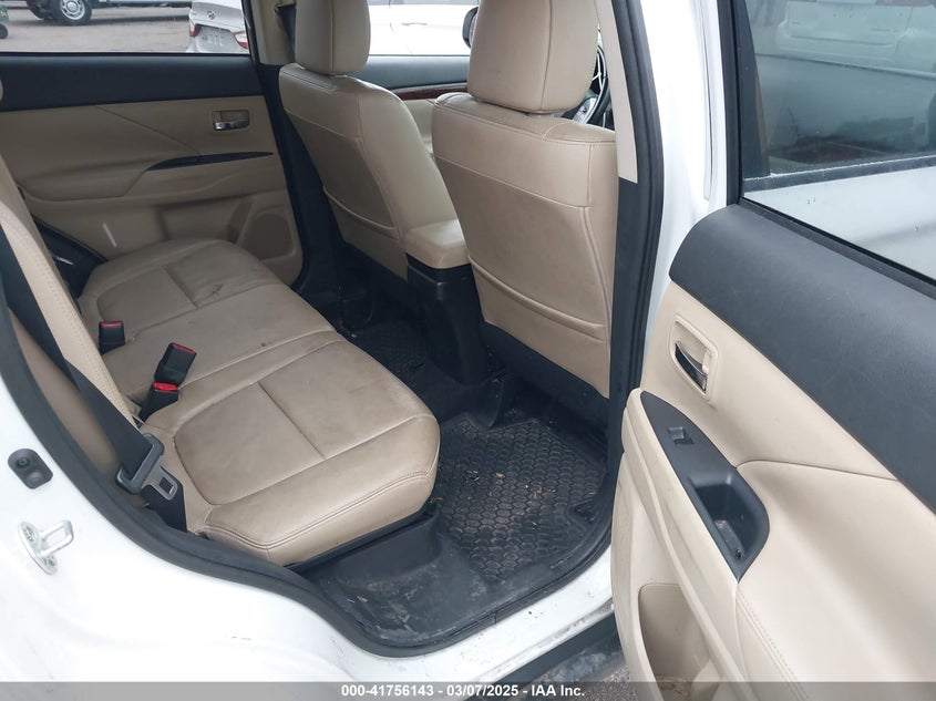 2014 MITSUBISHI OUTLANDER VIN: JA4AZ3A35EZ003039