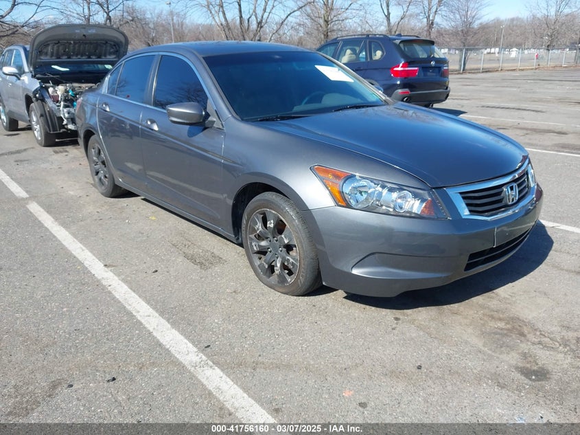 2008 HONDA ACCORD VIN: 1HGCP26898A140198