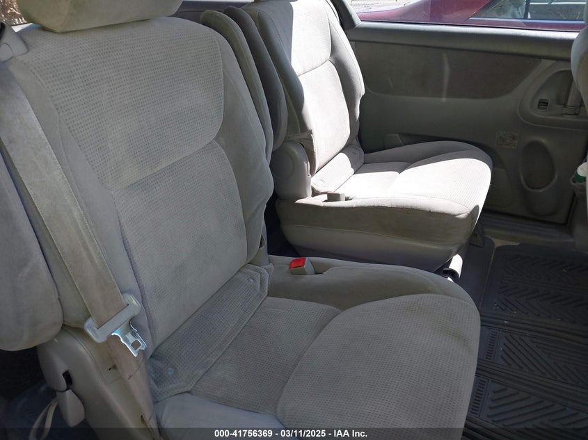 2005 Toyota Sienna Le VIN: 5TDZA23C95S279135 Lot: 41756369