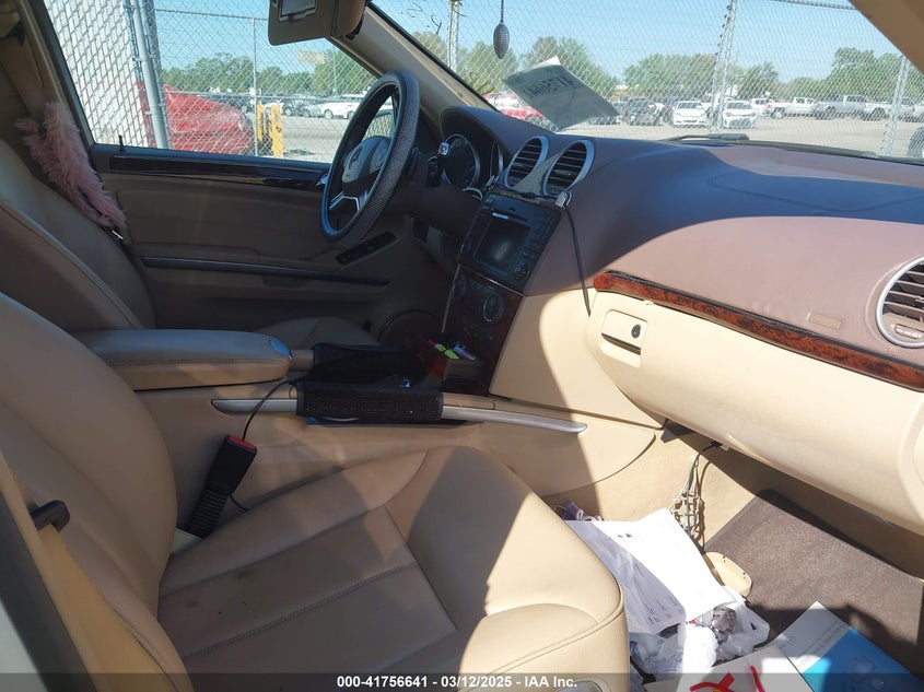 2011 MERCEDES-BENZ GL 450 VIN: 4JGBF7BE1BA641658