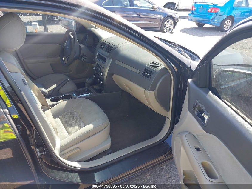 2011 FORD FUSION VIN: 3FAHP0HA9BR322771
