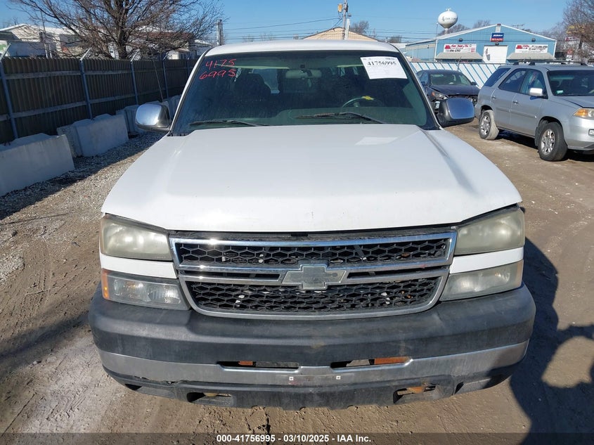 2007 CHEVROLET SILVERADO VIN: 1GCHC29U37E152850