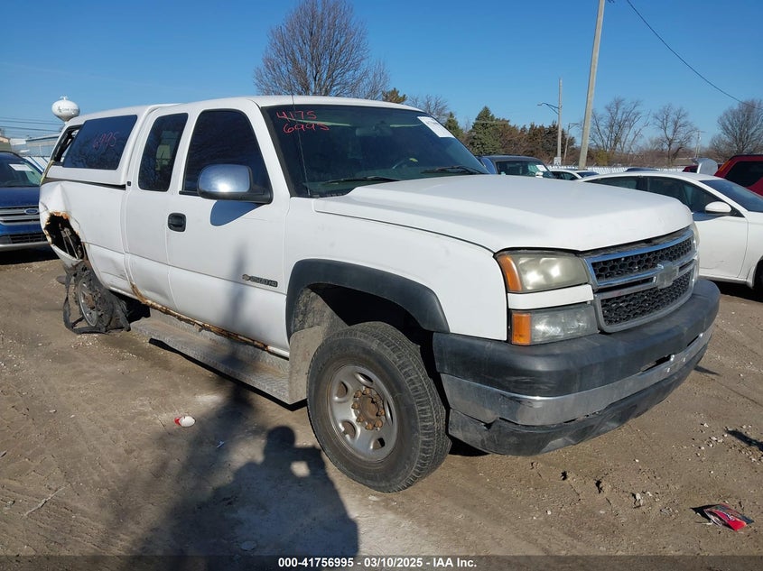 2007 CHEVROLET SILVERADO VIN: 1GCHC29U37E152850