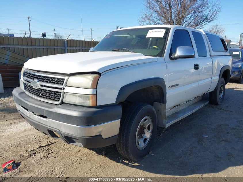2007 CHEVROLET SILVERADO VIN: 1GCHC29U37E152850