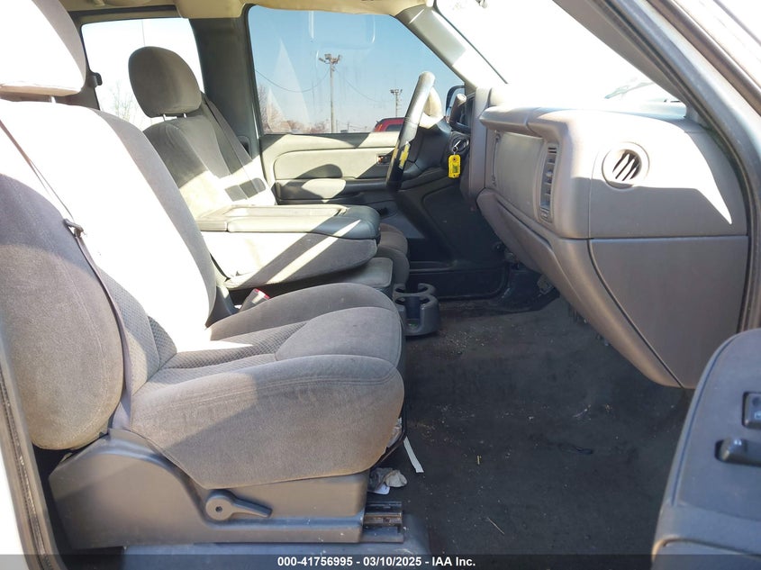 2007 CHEVROLET SILVERADO VIN: 1GCHC29U37E152850