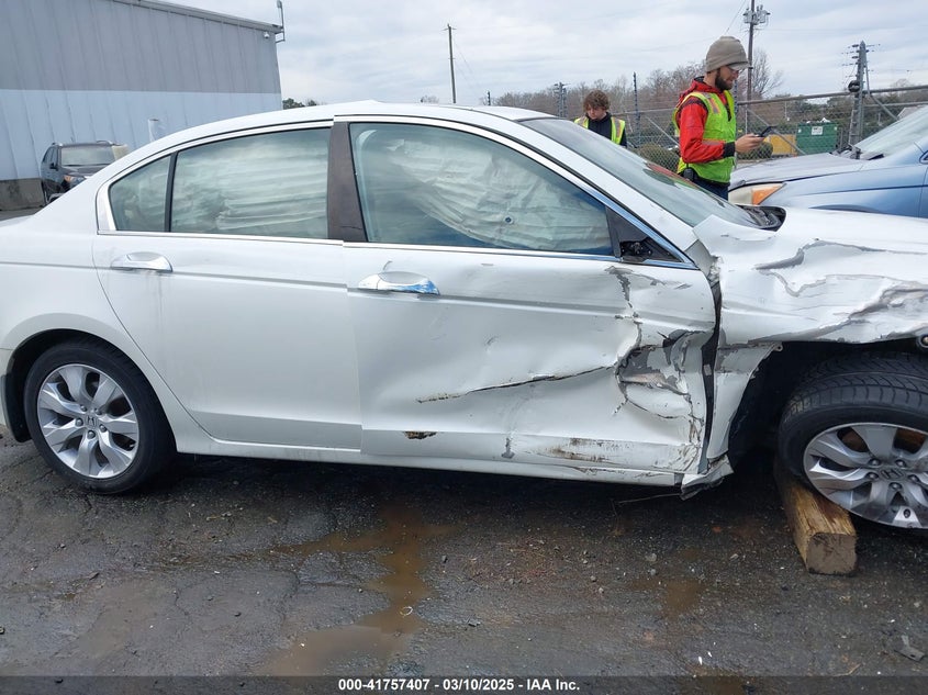 2008 HONDA ACCORD VIN: 1HGCP368X8A041461