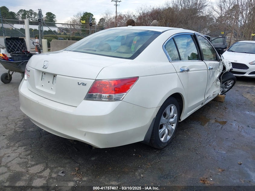 2008 HONDA ACCORD VIN: 1HGCP368X8A041461