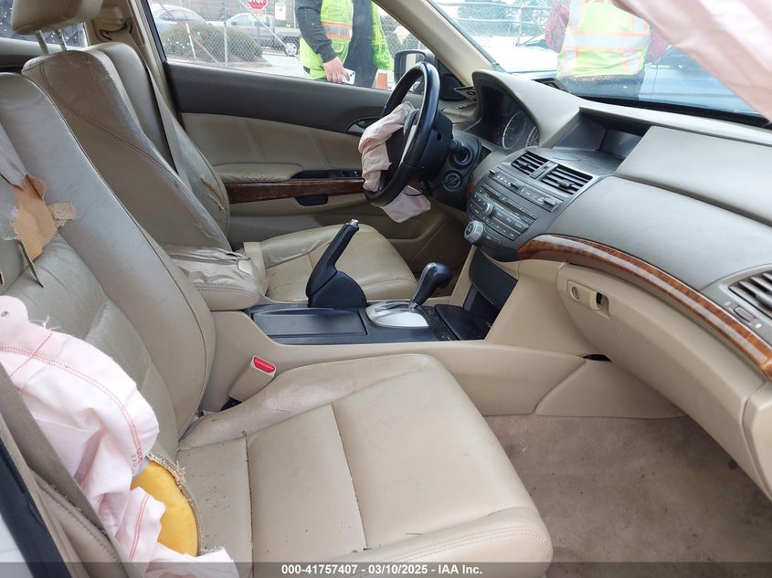 2008 HONDA ACCORD VIN: 1HGCP368X8A041461