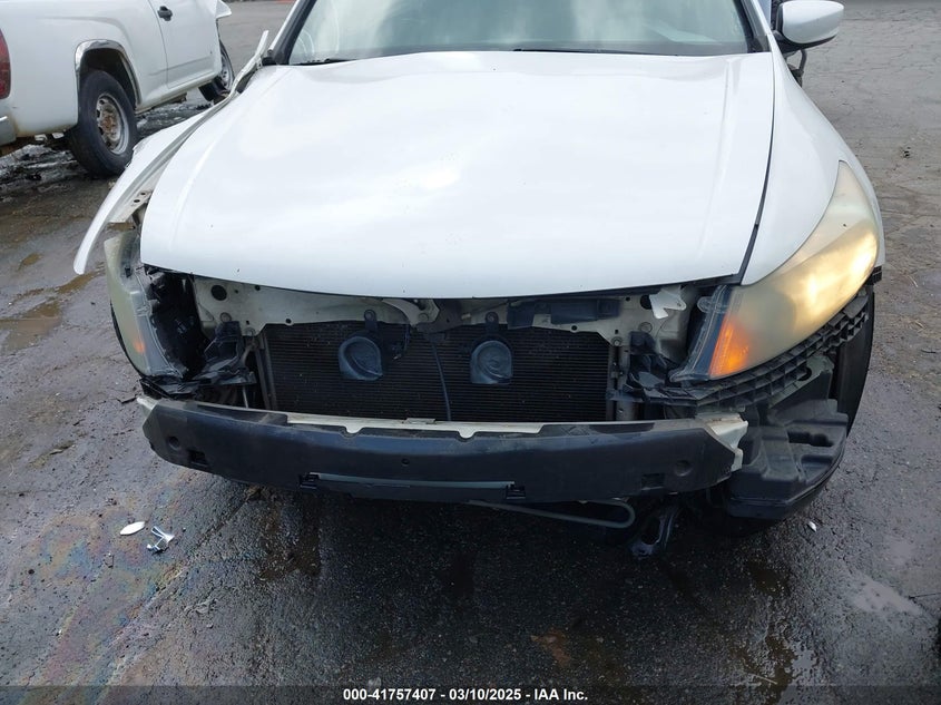 2008 HONDA ACCORD VIN: 1HGCP368X8A041461