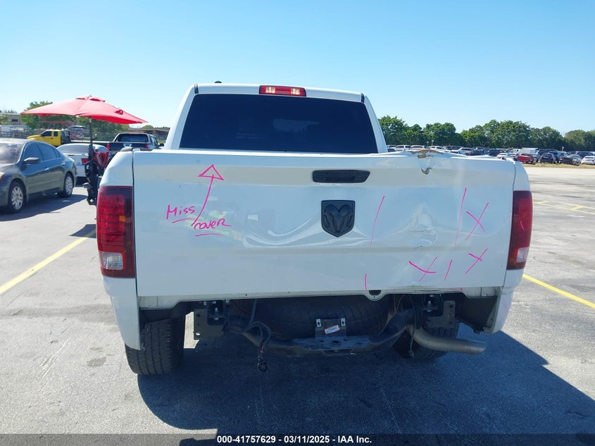 2024 RAM 1500 CLASSIC VIN: 1C6RR6LG6RS127563